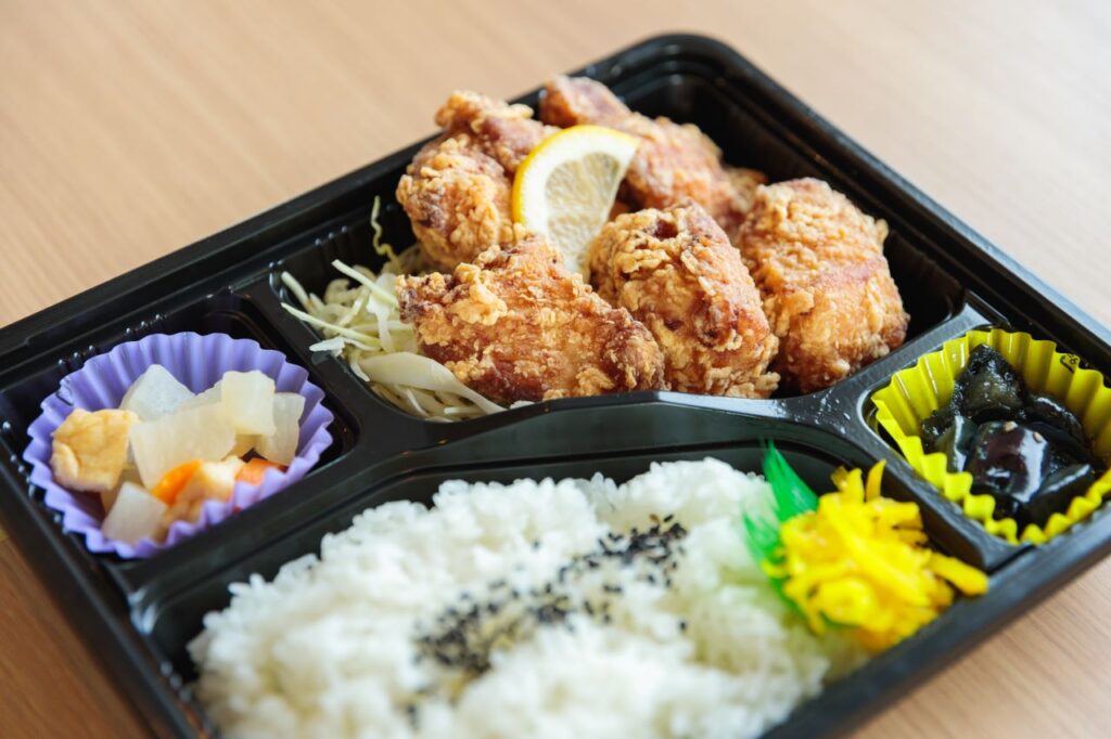 からあげ弁当3